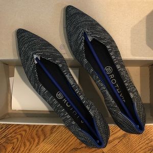 Rothy’s The Point (black white)